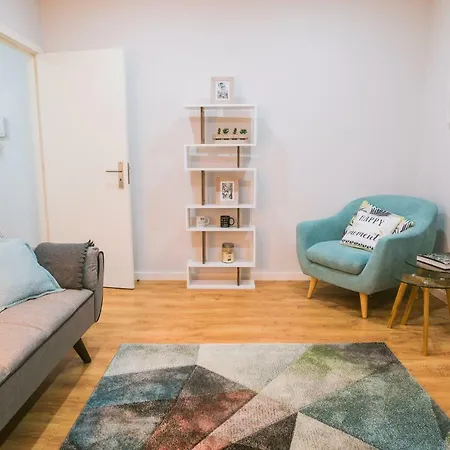 Lechartier 2 Apartment